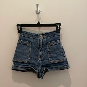 Aritzia Wilfred Free High Waisted Denim Shorts